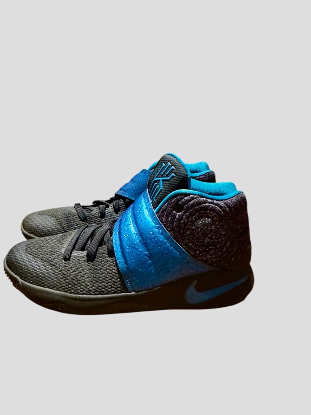 Nike Kyrie 2 (GS) “Wet” 826673-005, US Size 7y